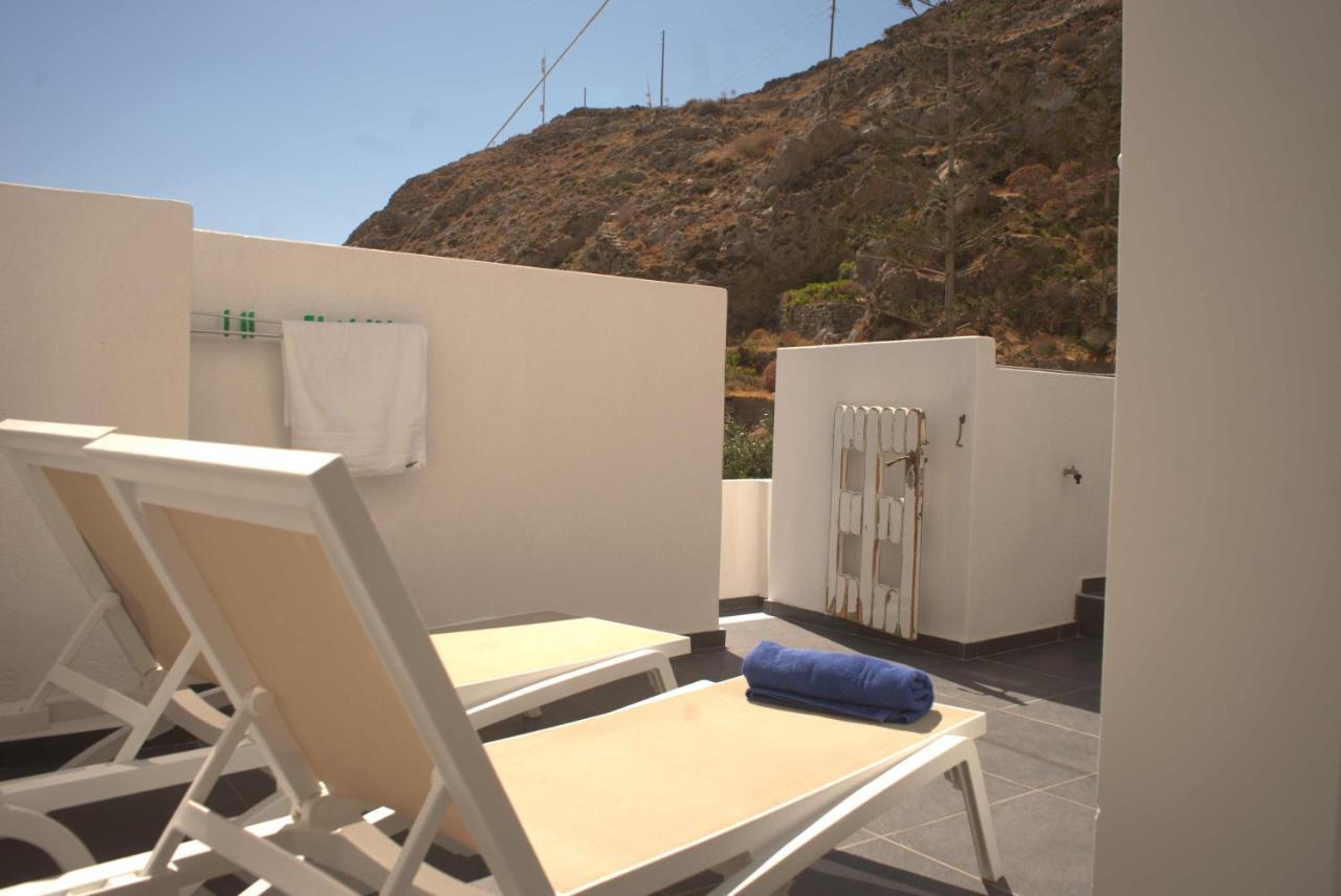 Moschatos Beach House Kamári Exterior foto